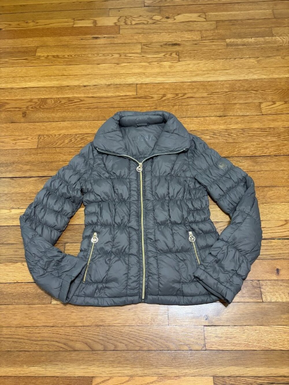 Michael Kors Womens Packable Down Fill Puffer Jacket Size Small Gray Full Zip